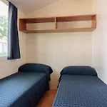 Village Lake Placid 3*